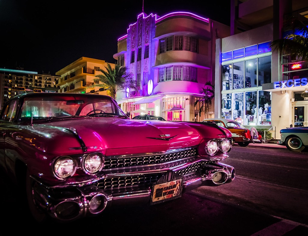 Fashion trends followed by world after the Miami Vice